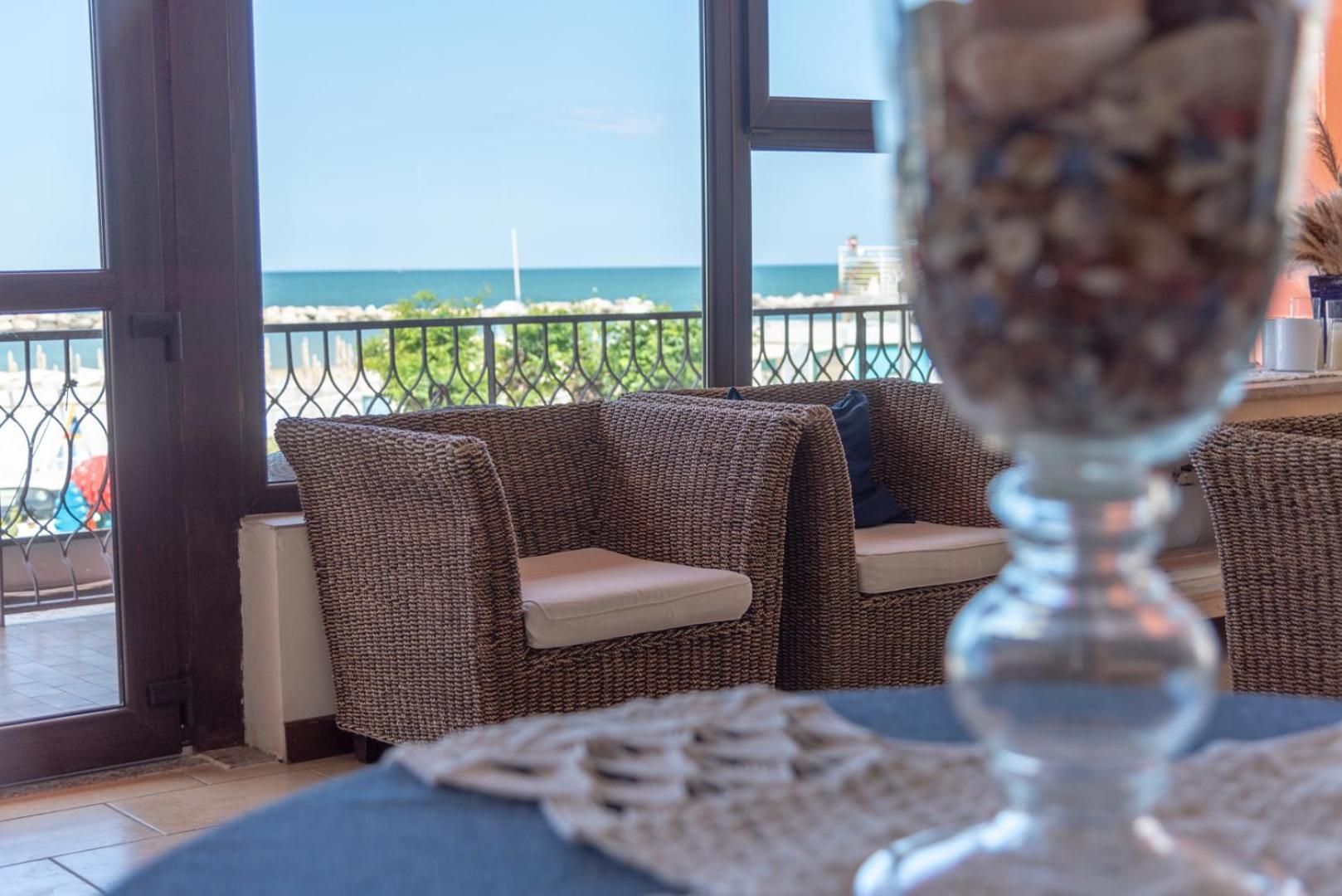 Hotel Giorgetti Orange Bellaria-Igea Marina Exterior foto